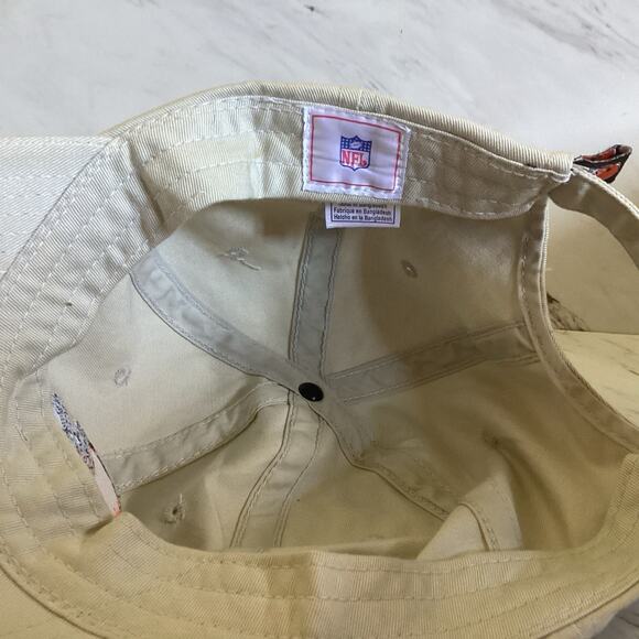 Cleveland Browns Hat Signed – Mystery Autographs – Possibly Legendary? - Picture 9 of 12